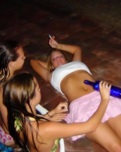 Шалости пьяных девушек студенток